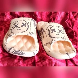 Slides w/ graphic design